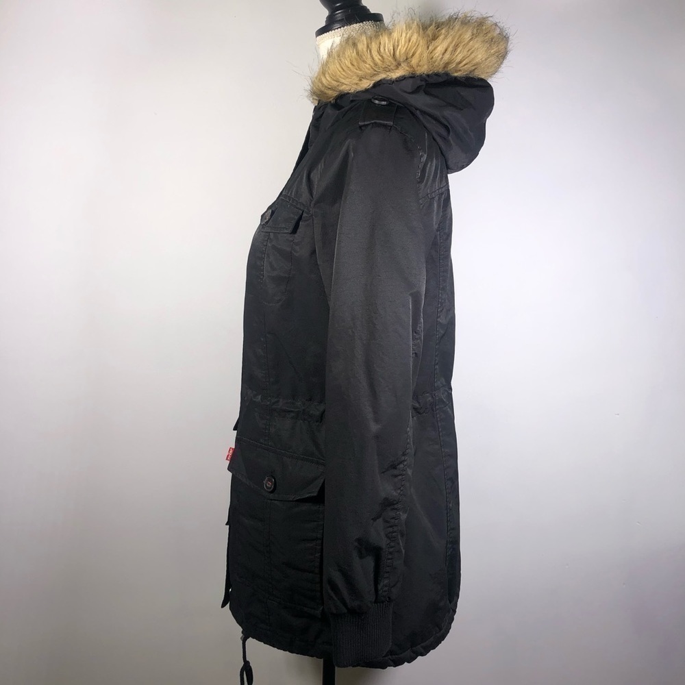 LEVI’S Faux Fur Trim Sherpa Lined Parka Coat - Picture 5 of 15